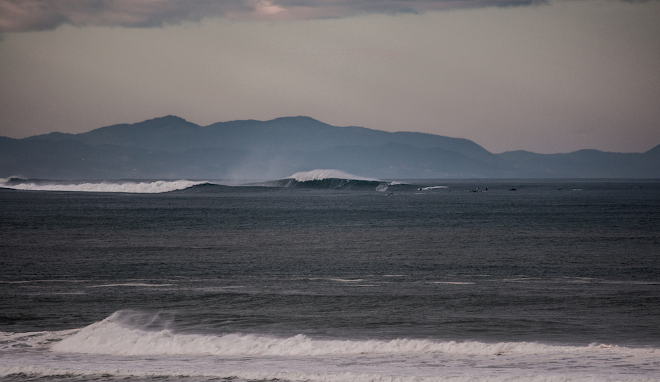 Belharra, December 23, 2013. Just a warm up. Photo: <a href=\"https://www.jeromechobeaux.fr\">Jerome Chobeaux</a>