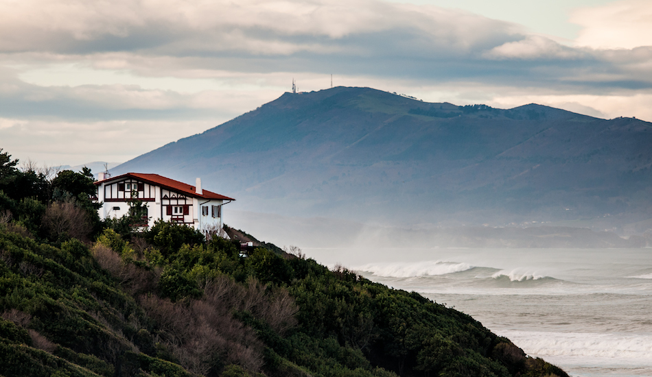 Basque. Where everything comes together. Photo: <a href=\"https://www.jeromechobeaux.fr\">Jerome Chobeaux</a>