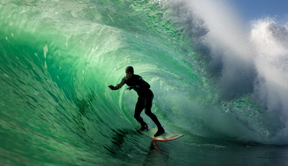Peter Devries sprained his ankle really badly a week before this day, and had to surf with an ankle brace. Luckily, there were only barrels and he just had to go straight. Photo: <a href=\"https://www.jeremykoreski.com/\" target=_blank>Jeremy Koreski</a>