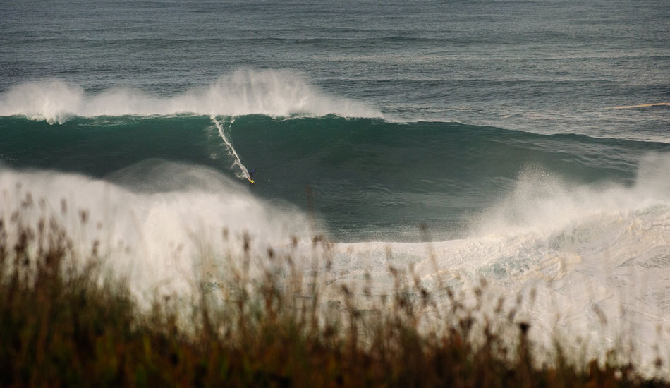 You know this wave. Nazare beast. Photo: <a href= \"https://joaobracourt.com/\" target=_blank>Joao Bracourt.</a>