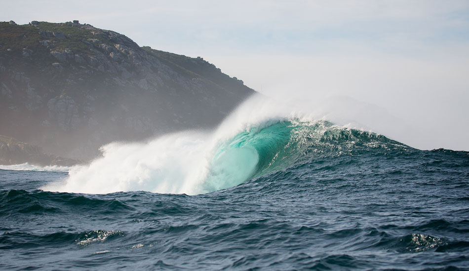 This was the side view of the waves: perfect. Photo: <a href=\"https://jprochafotografia.tumblr.com/\"> Joao Pedro Rocha</a>