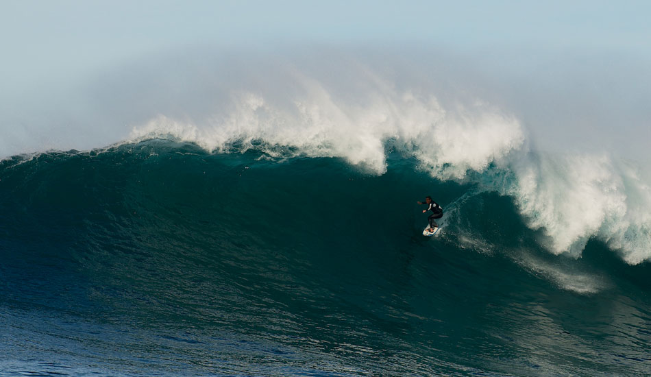 António Silva seemed very comfortable in heavy waves. Photo: <a href=\"https://jprochafotografia.tumblr.com/\"> Joao Pedro Rocha</a>