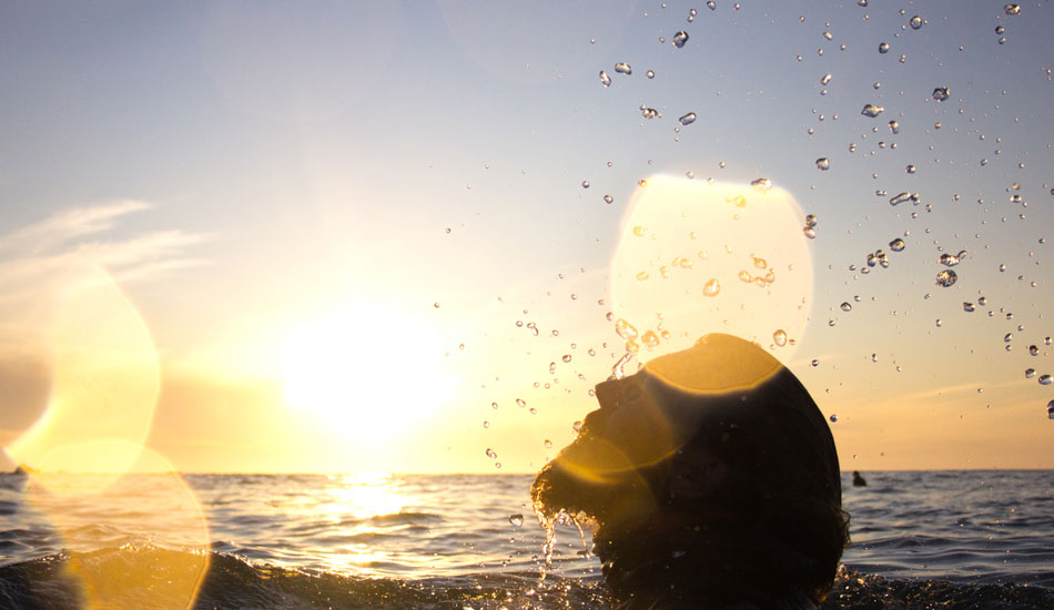 The ocean has a way of refocusing us and bringing clarity amidst our chaotic lives. My good friend Greg finds that moment during an evening session at his local spot. Photo: <a href= \"https://molyneuxphoto.com/\">Jean Paul Molyneux</a>