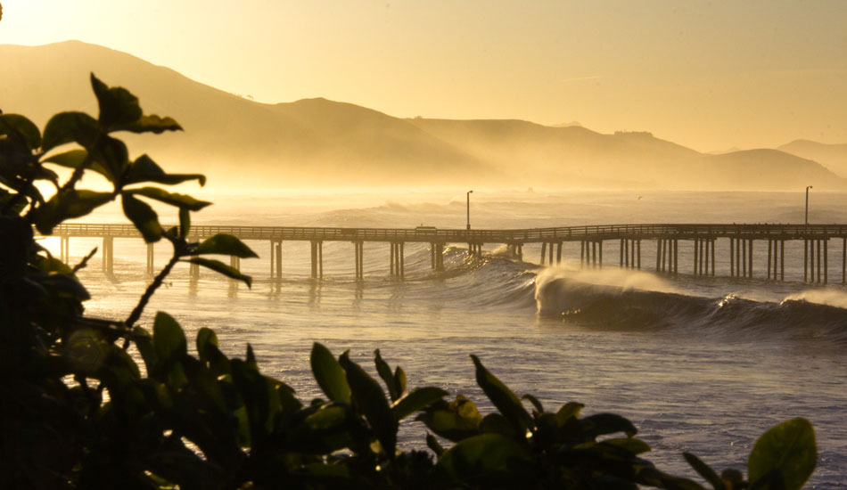 This is by far one of my favorite place to watch the sunrise. When the waves are good it just makes it all the better... Photo: <a href= \"https://molyneuxphoto.com/\">Jean Paul Molyneux</a>