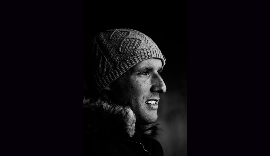 Eneko Acero, the first pro surfer in Spain. Image: <a href=\"https://juanfernandezfotografo.com/\" target=\"_blank\">Fernandez</a>