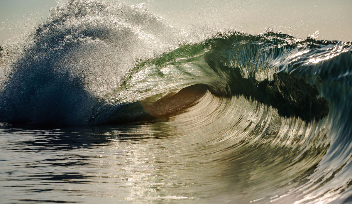 A glowing little shore break wedge. Photo: <a href=\"https://dasphotogallery.com/\">Dave Sieczkiewicz</a>