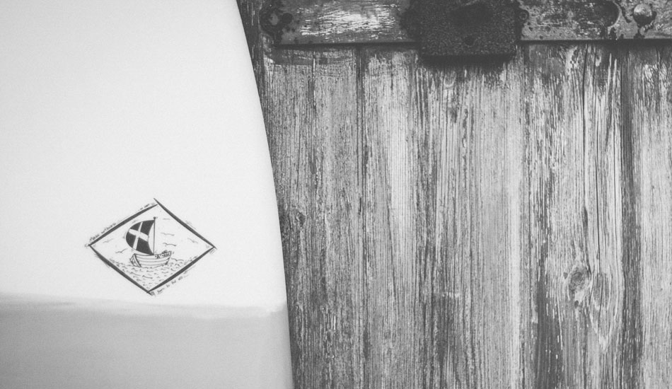 Early Simms model. The little boat logo. Photo: <a href=\"https://www.mackie-studio.com\">Karl Mackie</a>