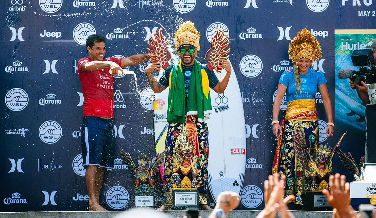 Italo Ferreira. Photo: WSL/Sloan