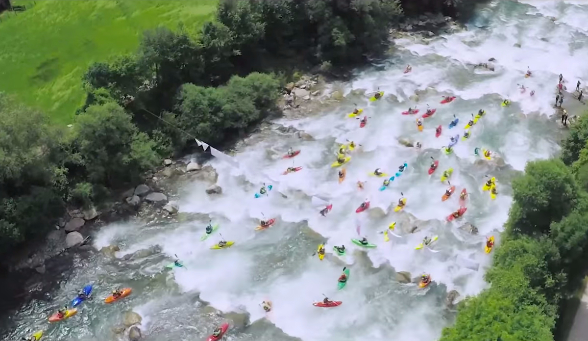 Screenshot: <a href=\"https://www.youtube.com/watch?v=ENf_qHmXkDQ\">King of the Alps</a>