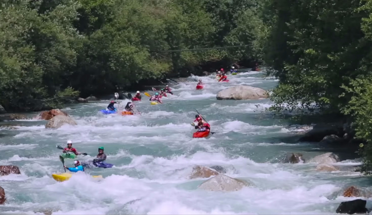 Screenshot: <a href=\"https://www.youtube.com/watch?v=ENf_qHmXkDQ\">King of the Alps</a>