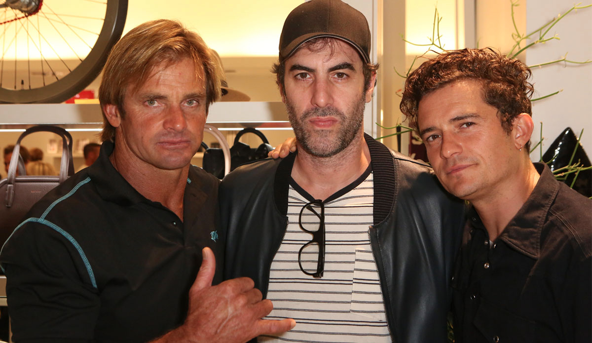 Laird, Sacha Baron Cohen, and Orlando Bloom...just chillin\'.(Photo by Ari Perilstein/Getty Images for Laird Apparel LLC)