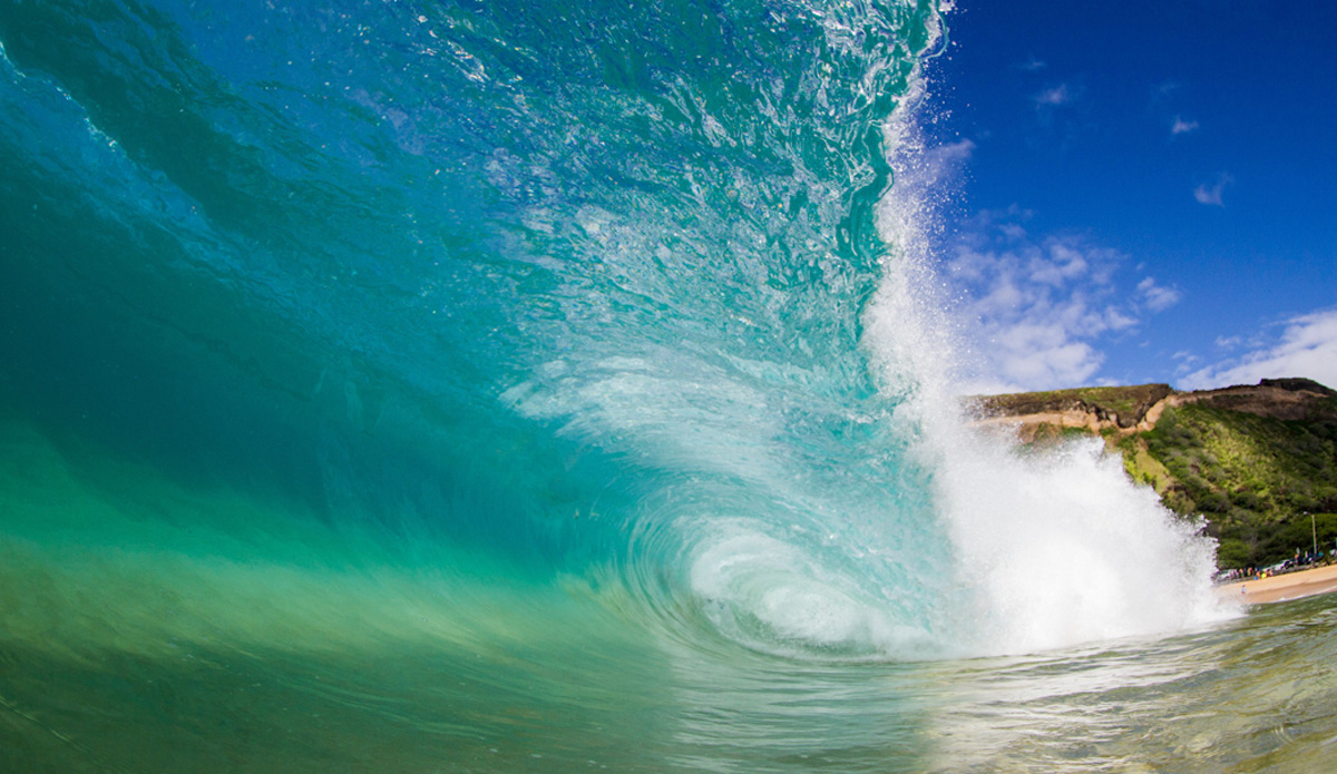 Sandy’s shorebreak isn’t glassy a lot, so here is perfection all in one. Photo: <a href=\"https://instagram.com/landonhayashi\">@LandonHayashi</a>