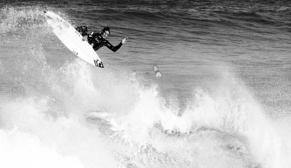 French wonder Christophe Allary taking off. Photo:  <a href=\"https://www.larsjacobsen.com/\" target=_blank>Lars Jacobsen</a>.