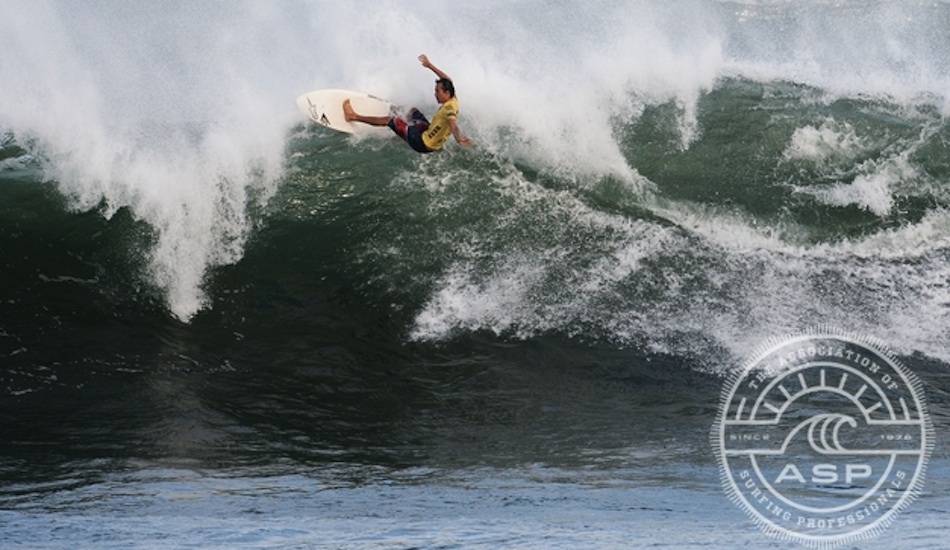 Reef Hawaiian Pro, Haleiwa, 2012:  Gavin Gillette is a veteran of Ali\'i Beach Park and it showed. Gillette was eliminated during Heat 8 against Jadson Andre, Perth Standlick and Gabriel Medina. Although his scores probably weren\'t exactly what he had hoped, Gillette was able to rack up some high scoring waves. Just not enough. Photo: <a href=\"https://aspworldtour.com/\" target=_blank>ASP</a>.    