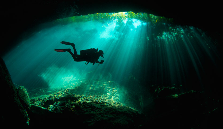 Nancy DeRosa gliding over late afternoon rays in Ponderosa. Photo: <a href=\"https://liabarrettphotography.com/\" target=_blank>Lia Barrett</a>