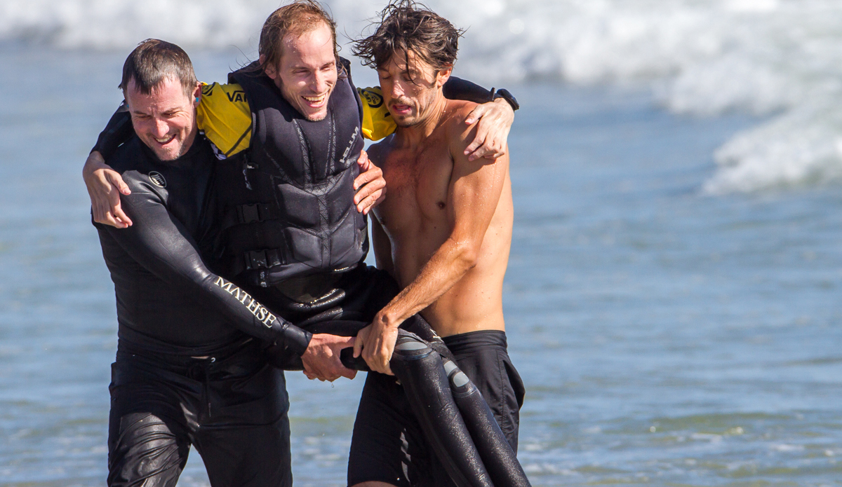Surf buddies. Photo: <a href=\"https://stevechristensen.smugmug.com/\">Steve Christensen</a>