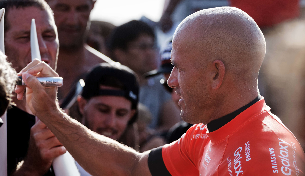The people love the King. About 90% of the visitors come down to Lowers just to see Kelly. Photo: <a href=\"https://www.rookemedia.com\">Tyler Rooke</a>