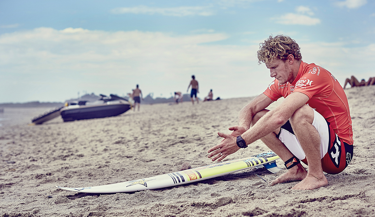 Bede Durbidge in solitude. Photo: <a href=\"https://santiagobisso.com\">Santiago Bisso</a>