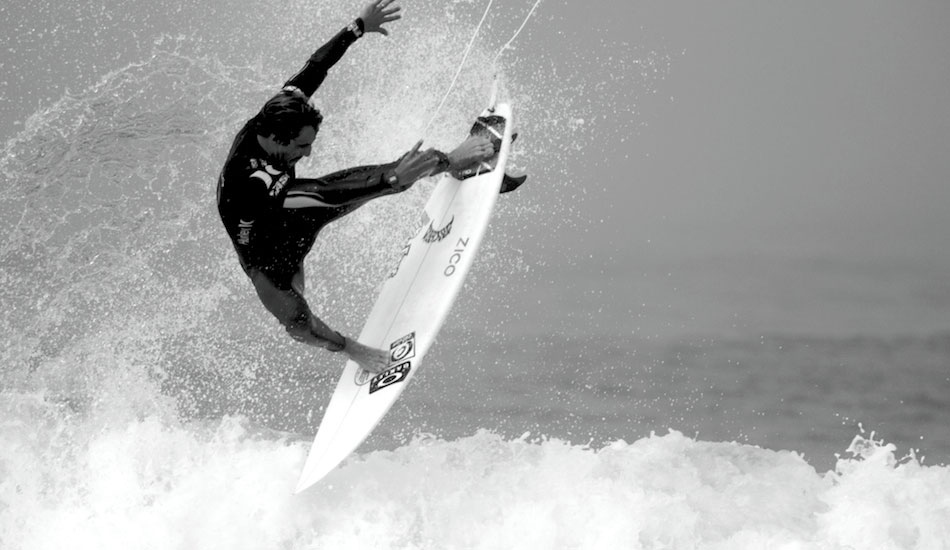 Wildcard and local charger Nate Yeomans launched his attack on Lowers during the opening round of the 2013 Hurley Pro. Photo: <a href=\"https://www.driftwoodfoto.com/\">Benjamin Ginsberg</a>