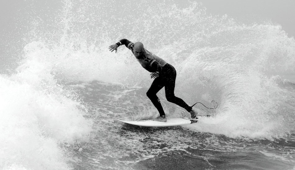 For the first time in a decade, Kelly Slater did not win his opening round heat. Photo: <a href=\"https://www.driftwoodfoto.com/\">Benjamin Ginsberg</a>