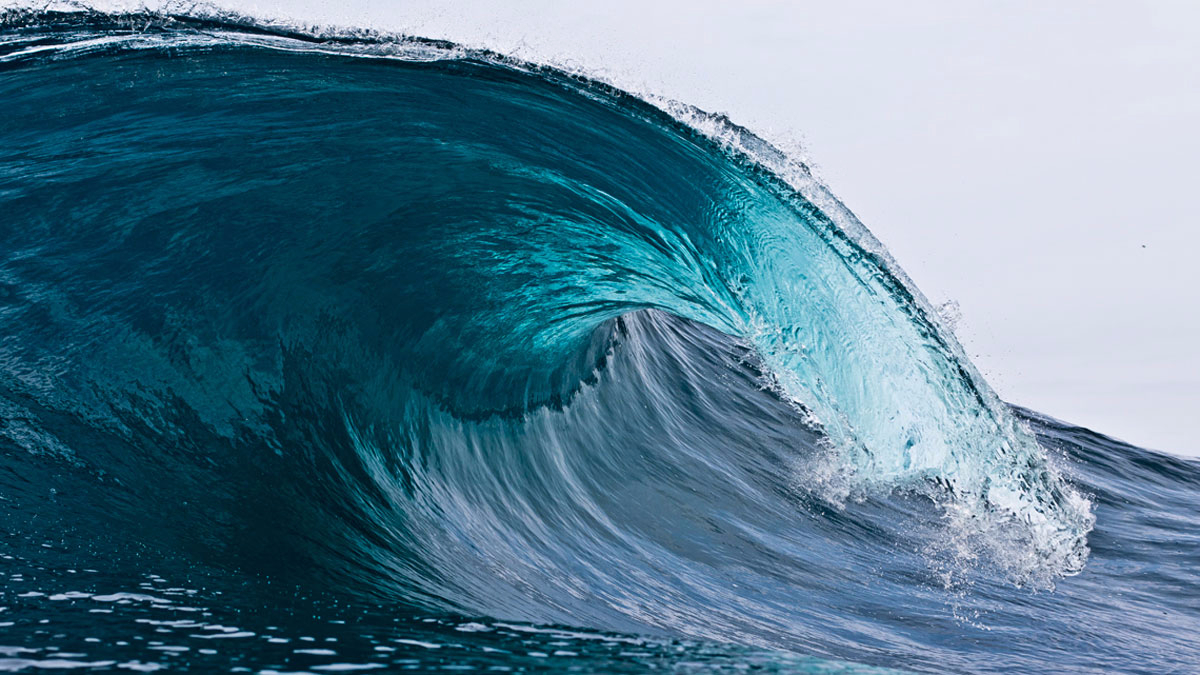 Frozen. The queen of slabs awakens, and I am blessed to be able to witness all of its power and grace. Photo: <a href=\"https://www.lucaswaterman.com/\">Lucas Gomes</a>