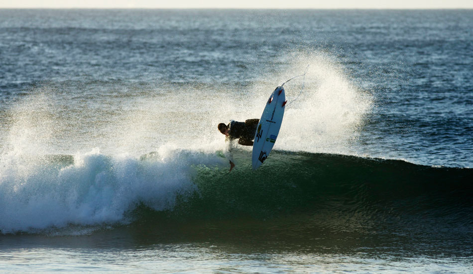 Brett Barley surfing the wave like a skatepark. Photo: <a href=\"https://www.https://ryanmackphoto.blogspot.com/\" target=_blank>Ryan Mack</a>