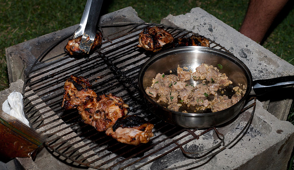 Nothing says North Shore like BBQ! Here\'s a nice Foodland dinner over a home made grill. Photo: <a href=\"https://www.https://ryanmackphoto.blogspot.com/\" target=_blank>Ryan Mack</a>