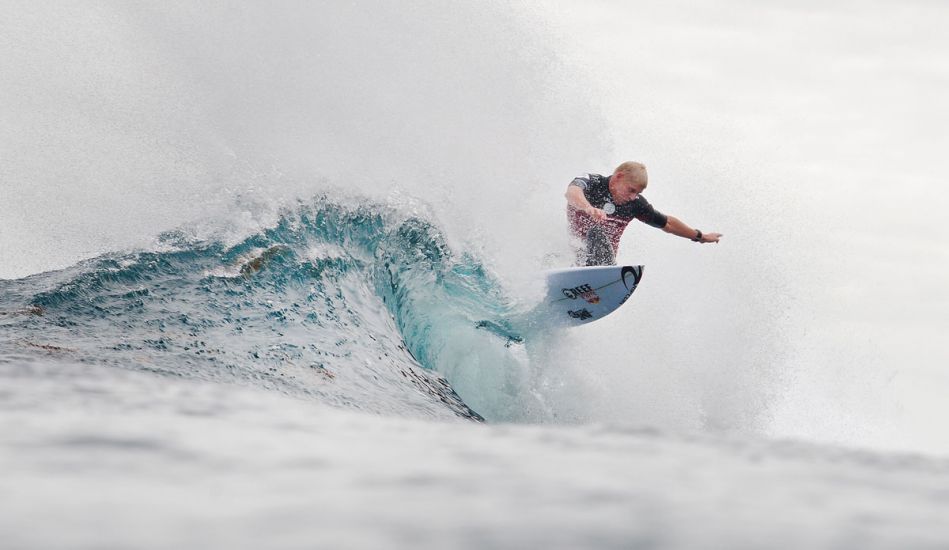 Mick Fanning, float-to-flats. Photo: <a href=\"https://www.aspworldtour.com/\">ASP/Cestari</a>