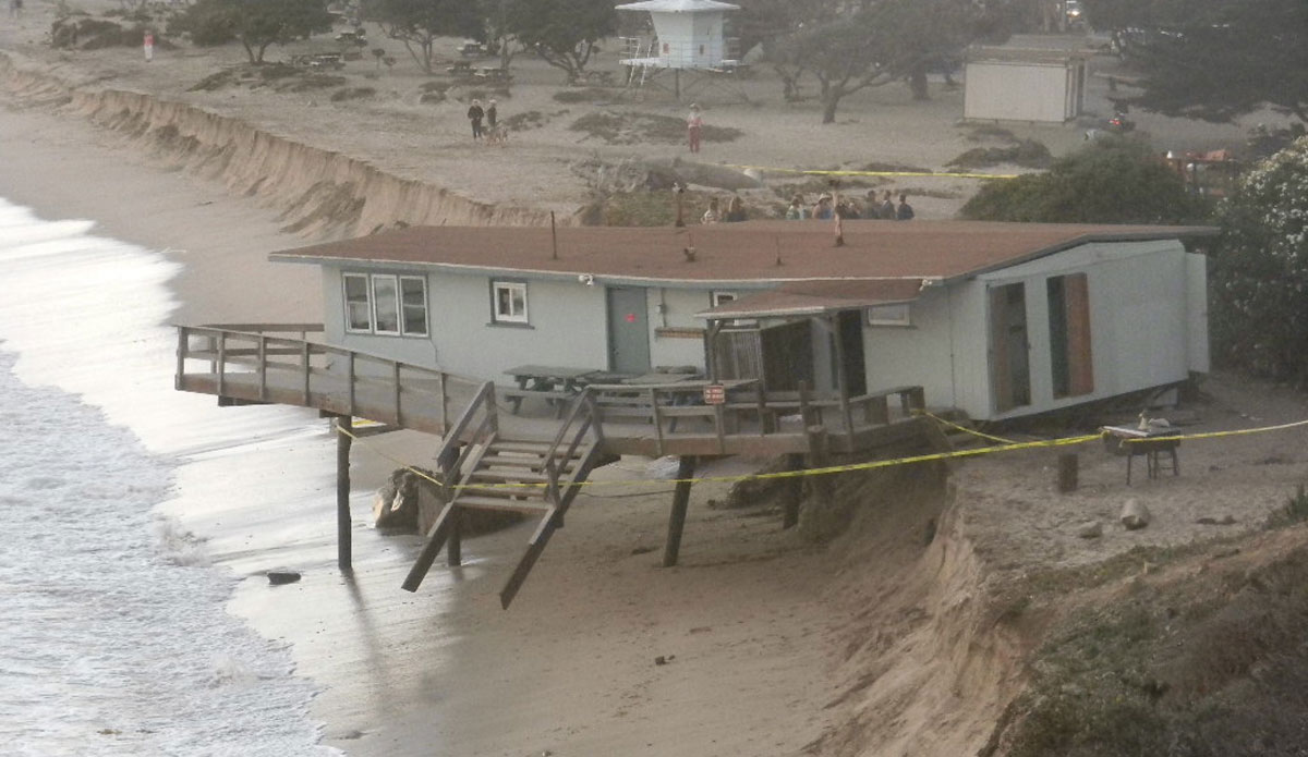 Little Sycamore Cyn, South Ventura.
Guard house on Wednesday night just before high tide took it out.  Photo: Patrick S.