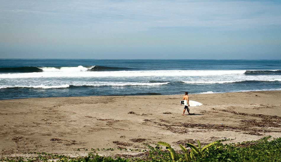 Walking back to the car to refuel after a long morning session with no one else in sight. Photo: <a href=\"https://mattdegreff.com/\" target=_blank>Matt Degreff</a>.