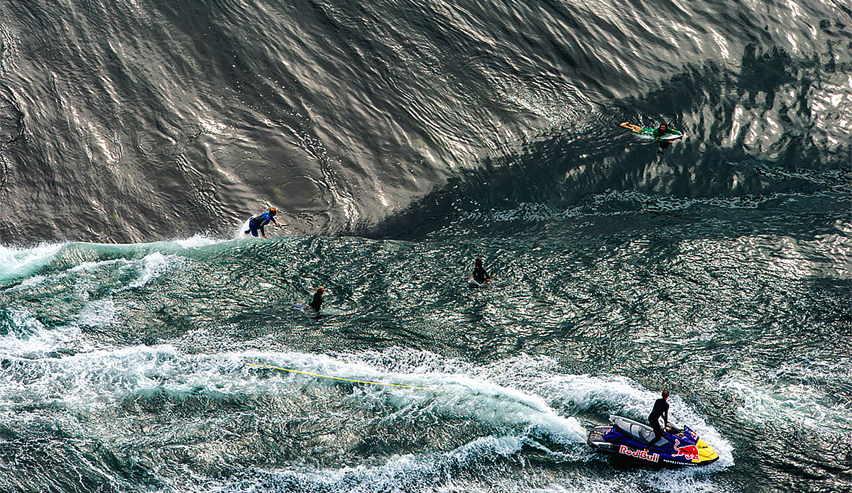 Mark Mathews scooping into a bomb. Photo: <a href=\"https://www.facebook.com/pages/MattDunbarPhotography/285105918215175\">Matt Dunbar</a> and  <a href=\"https://www.ianbirdphotography.com/\">Ian Bird</a>