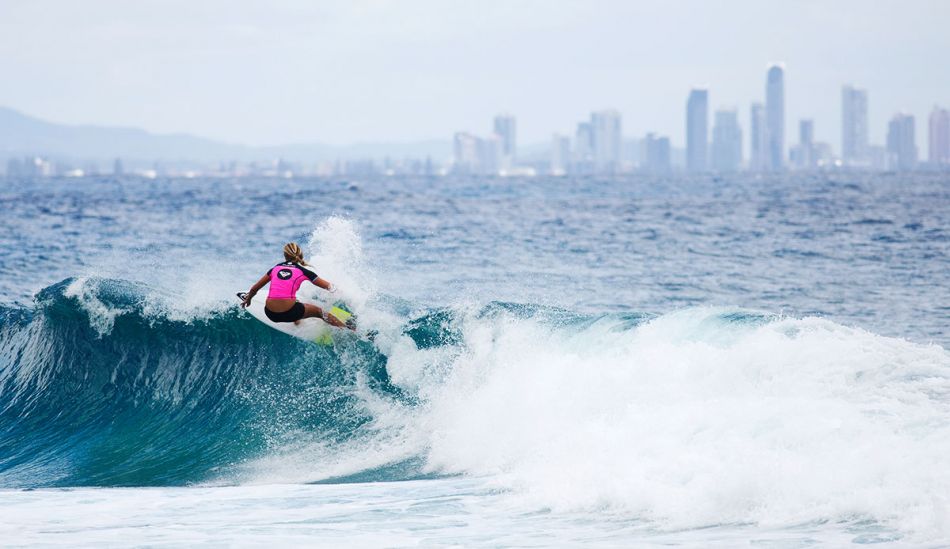 Steph floats a Snapper section. Photo: <a href=\"https://mattdunbar.com.au\">Matt Dunbar</a>