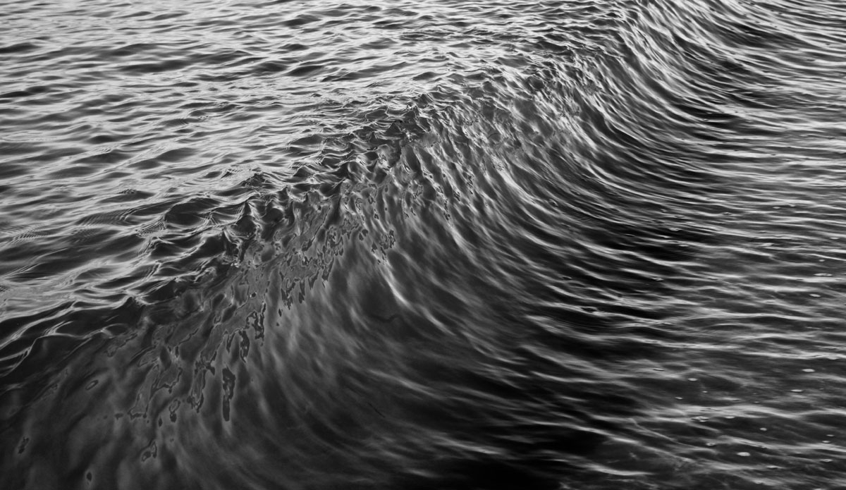 Before I could afford a water housing, I stood in knee-high water and shot shorebreak for hours. Photo: <a href=\"https://mhoffmanphotography.com/\" target=\"_blank\">Matt Hoffman</a>