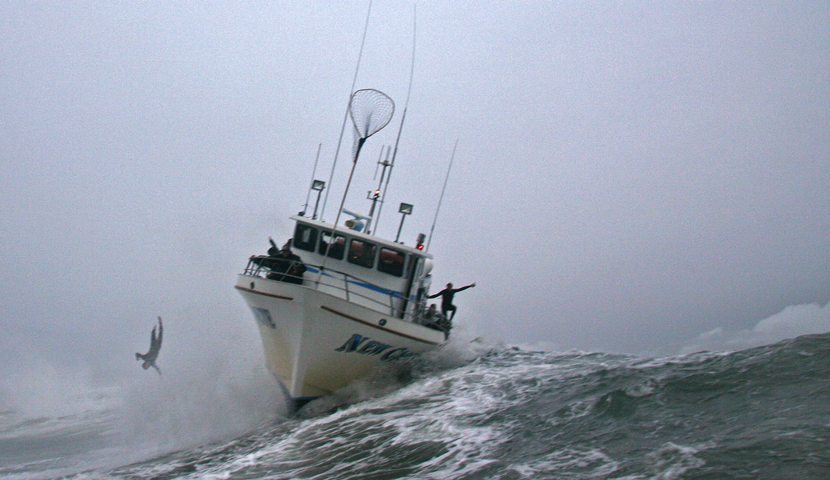 Mark Healey hits eject. Photo: <a href=\"https://instagram.com/shannonreporting\">Shannon Marie</a>