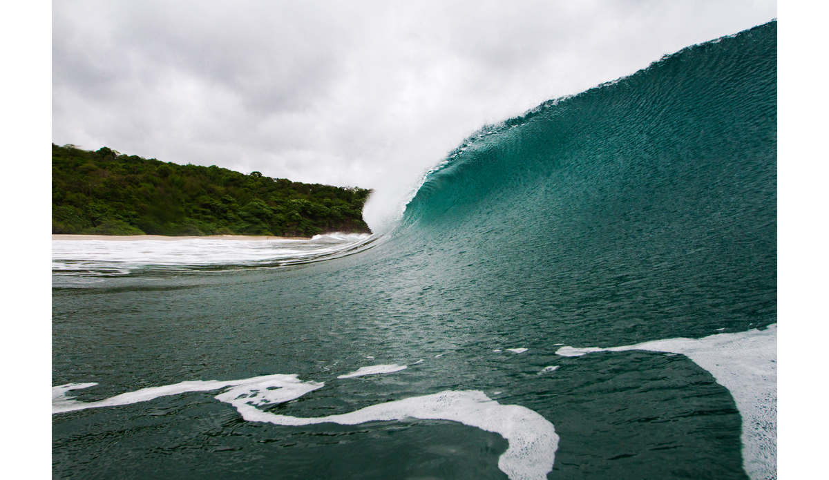 Glassy mornings down at Playa Colorados.  Photo: <a href=\"https://www.maxxbuchanan.com/\">Maxx Buchanan</a>