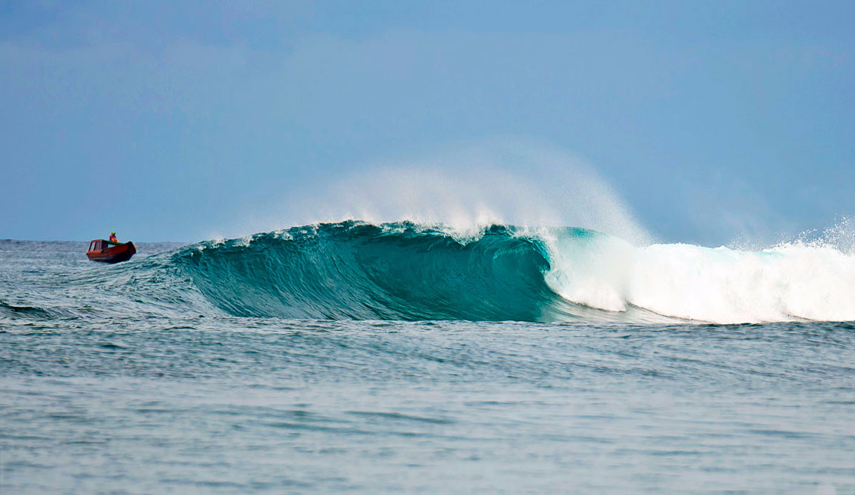 Bank Vaults, doing its thing. Photo: <a href=\"https://www.shootingdownthebarrel.com/\">Nico Palacios</a>