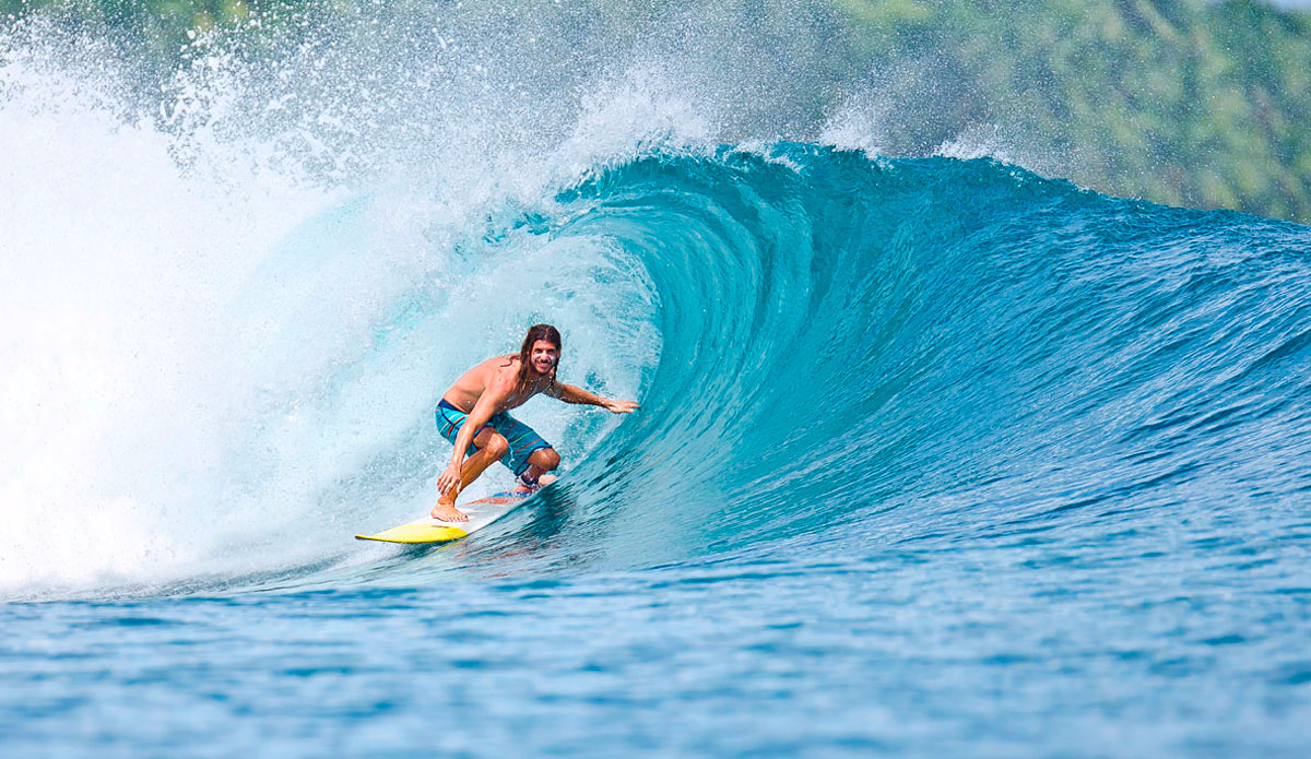 EBay tubes. Photo: <a href=\"https://www.shootingdownthebarrel.com/\">Nico Palacios</a>