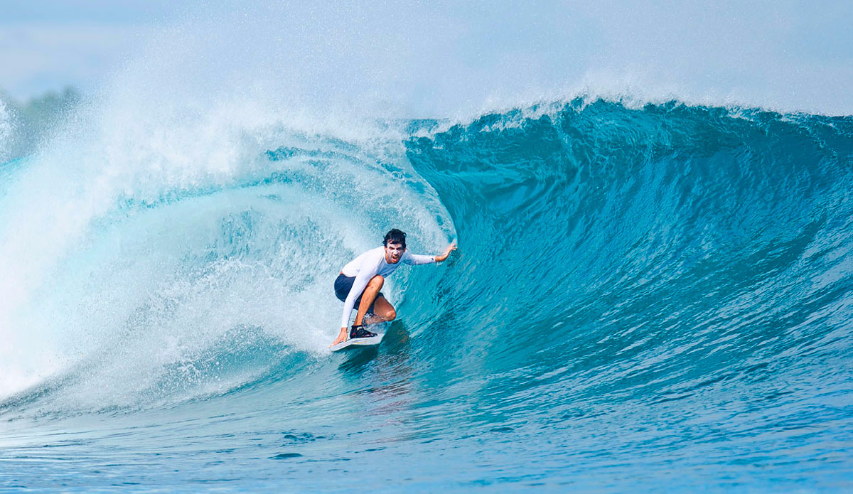 Jacques de Bedout has a look from inside. Photo: <a href=\"https://www.shootingdownthebarrel.com/\">Nico Palacios</a>