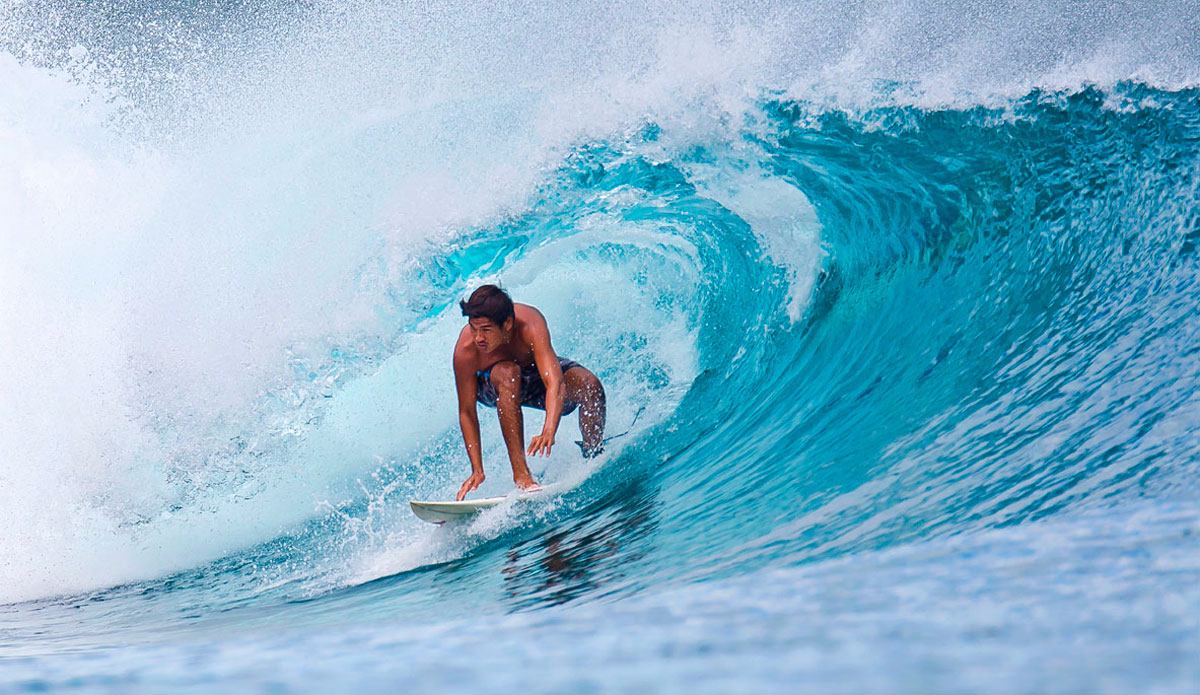 The locals showing how it\'s done. Photo: <a href=\"https://www.shootingdownthebarrel.com/\">Nico Palacios</a>