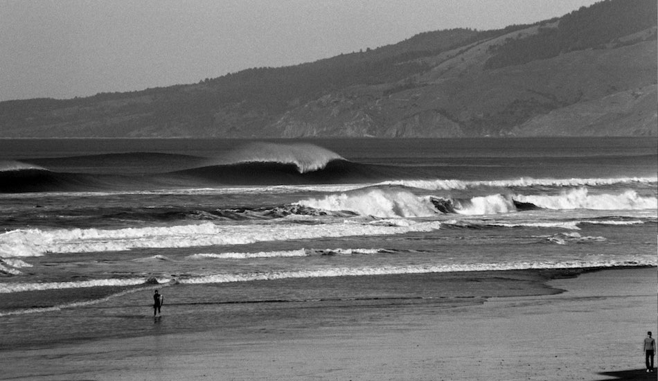 A lone surfer heads in to refuel before paddling back out and gorging on the offshore bounty. Photo: <a href=\"https://www.milesjackler.com\">Miles Jackler</a>