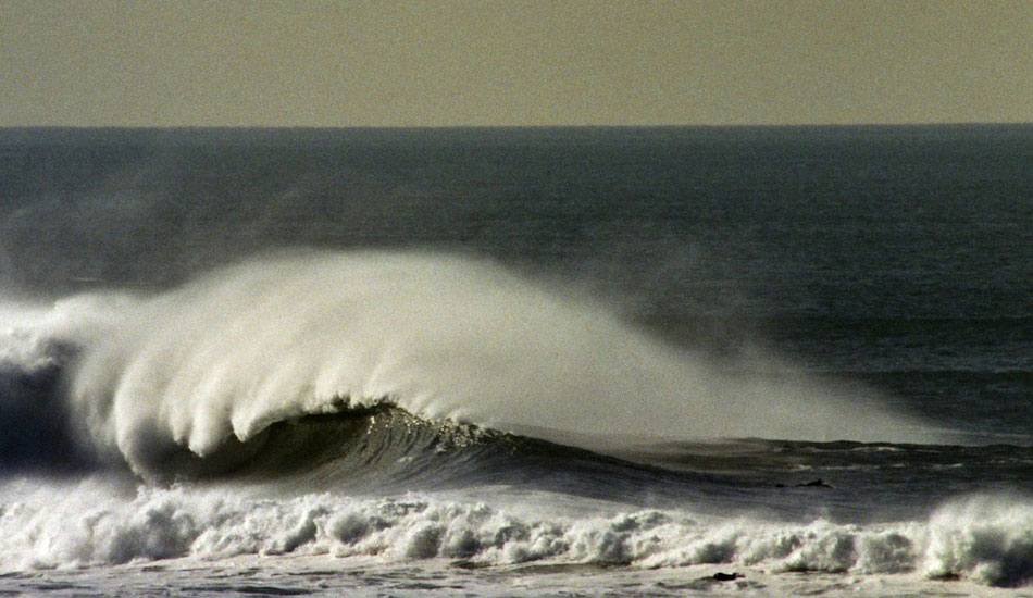 Offshore wind acts like a paintbrush against a gray canvas. Photo: <a href=\"https://www.milesjackler.com\">Miles Jackler</a>