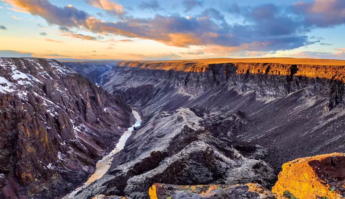 Screenshot: <a href=\"https://www.youtube.com/watch?v=gaGz_Ob3sI8\">KEEN</a>