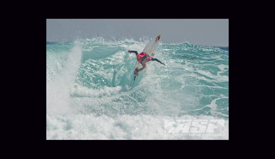 Carissa slashed up Margaret River\'s steep walls en route to her first win of the 2013 season. Image: ASP/Robertson