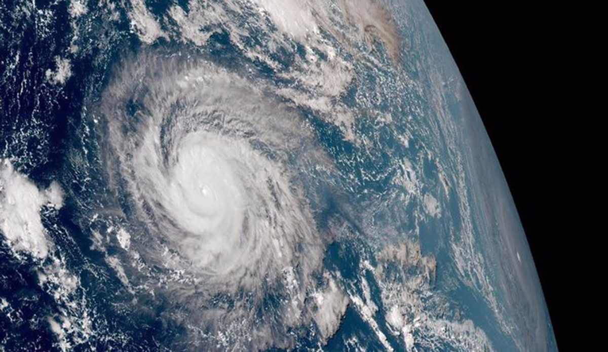 Hurricane Kilo (left) and Hurricane Ignacio (far right edge) swirl in the Pacific (Photo: Himawari-8 Satellite, via Twitter user @islivington)