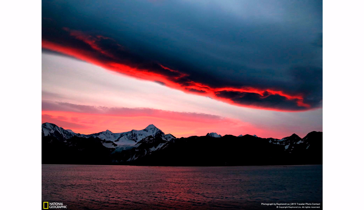 Heavenly Fire over the Antarctic. Photo: Raymond Liu