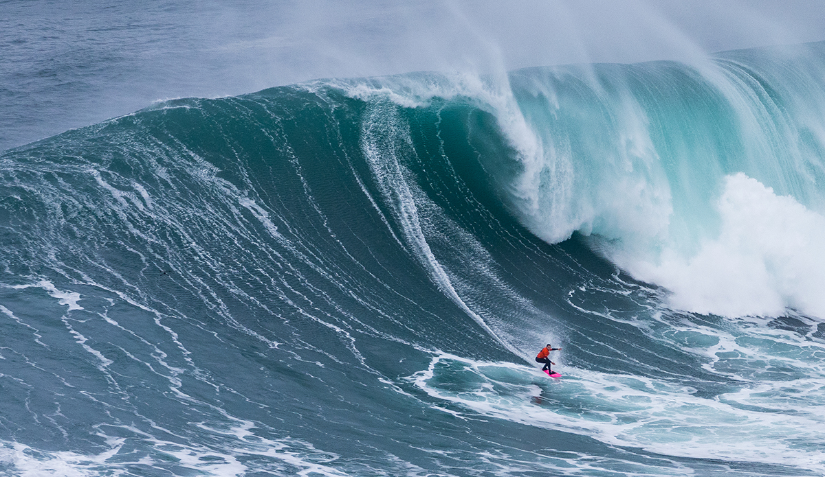 Maya Gabeira, backhand, on the way to a win.