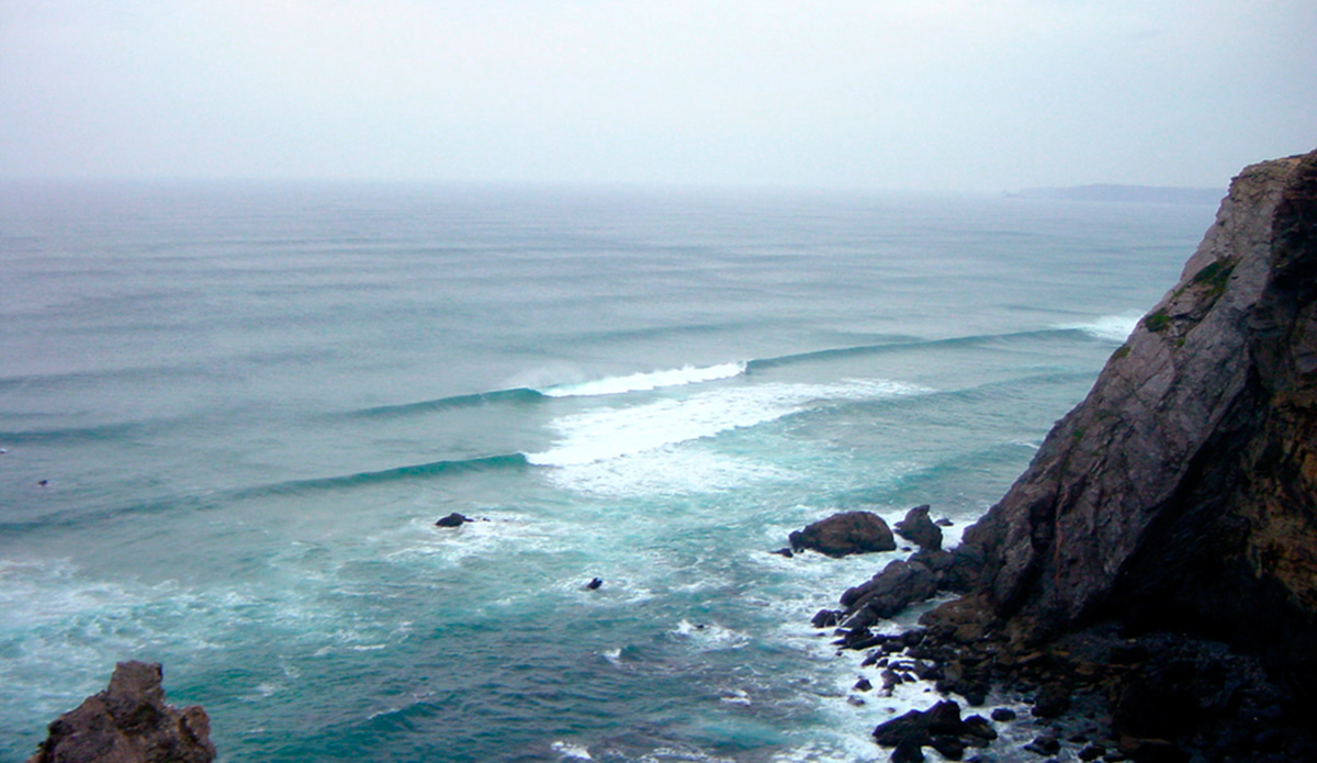 Random cliff top shot, we couldn’t get to this spot but found a similar setup a bit further along. Photo: Troy Roennfeldt