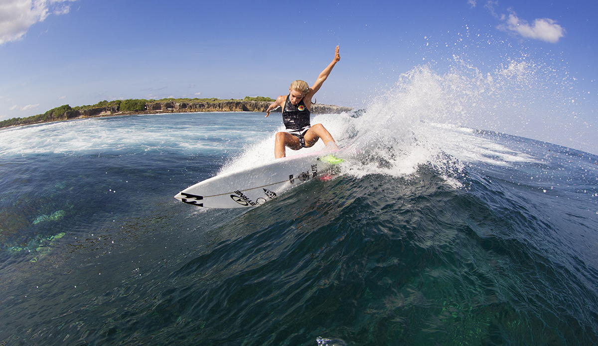 Samantha Sibley powers off the top. Photo: Jason Kenworthy