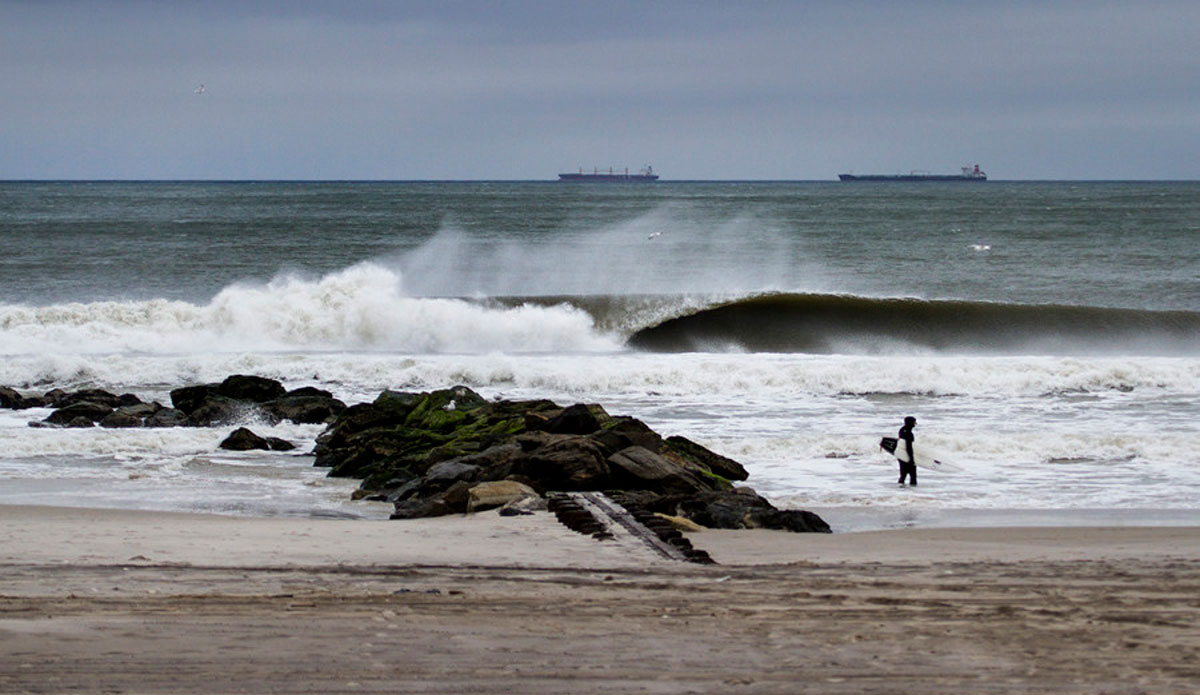 Long Beach, NY. All winter, New Jersey had been getting great waves and offshore winds, but at the end of March, it was New York\'s turn. Photo: <a href=\"https://www.davenilsenphotography.com/\">David Nilsen</a>