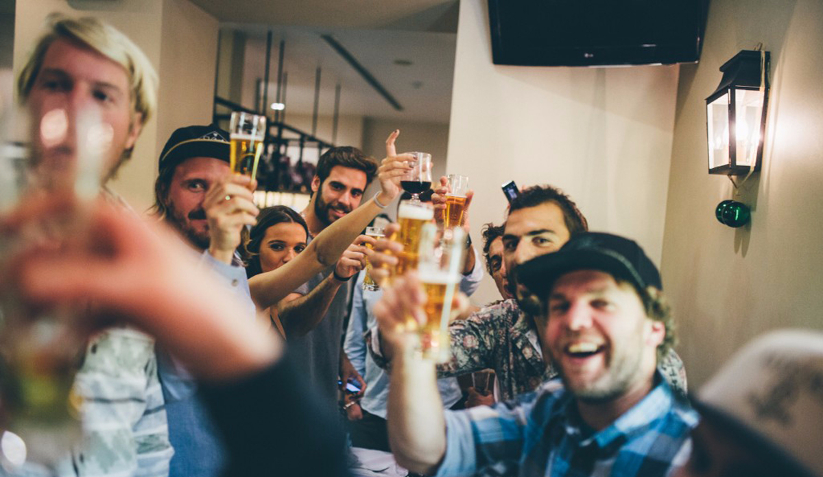 Cheering with the boys. Photo:  Lennart Ritscher